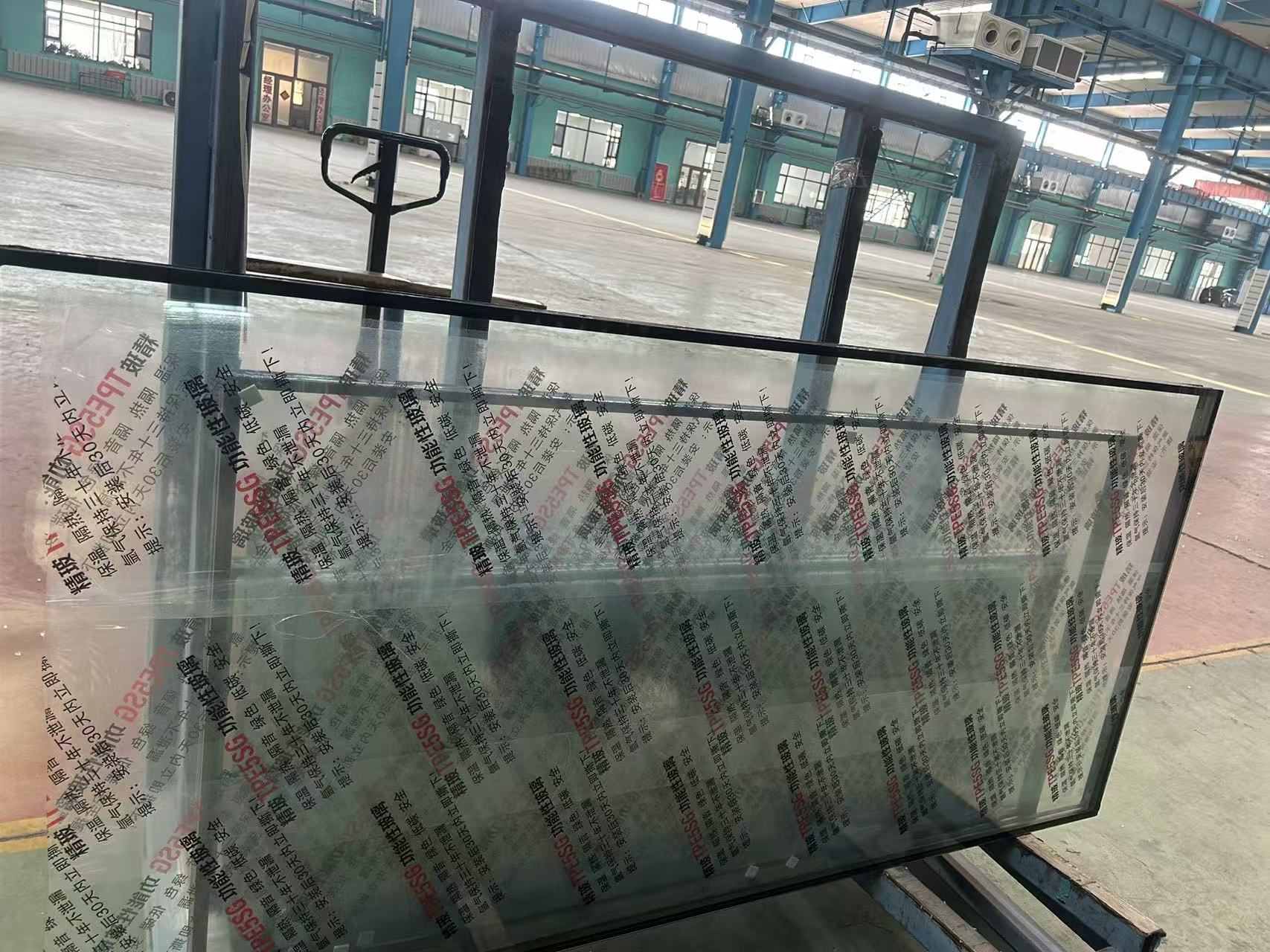 铜仁市玻璃源头工厂隔热玻璃 - 推荐
